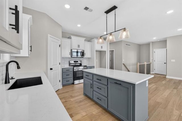 507 S Callie Road, Bates City, MO 64011