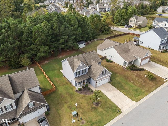 4145 Weavers Pond Drive, Zebulon, NC 27597