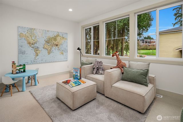 12841 82nd Avenue NE, Kirkland, WA 98034