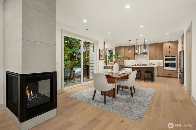 12841 82nd Avenue NE, Kirkland, WA 98034