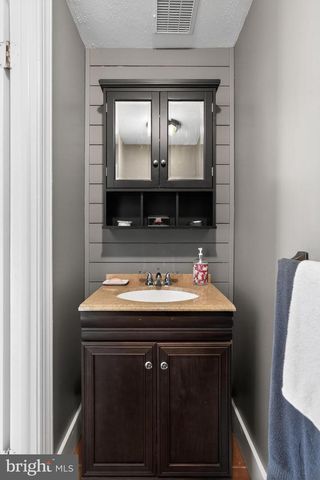 315 SUMMER AVE, Horsham, PA 19044