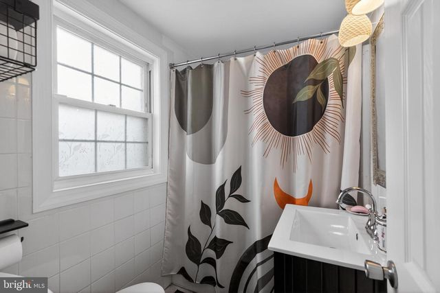 315 SUMMER AVE, Horsham, PA 19044