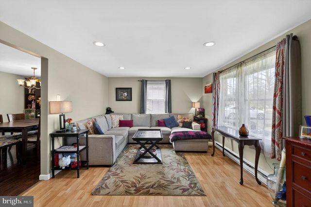 315 SUMMER AVE, Horsham, PA 19044