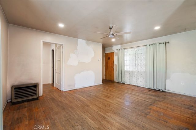 528 W F Street, Wilmington, CA 90744