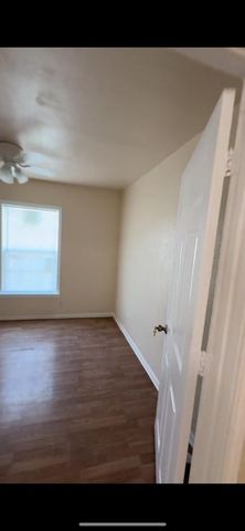 2415 4th Avenue N, Texas City, TX 77590