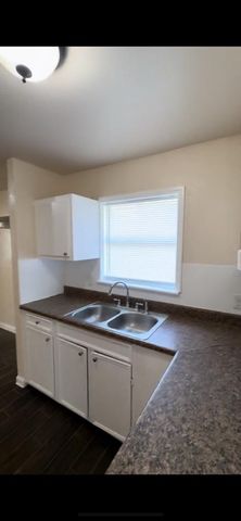 2415 4th Avenue N, Texas City, TX 77590