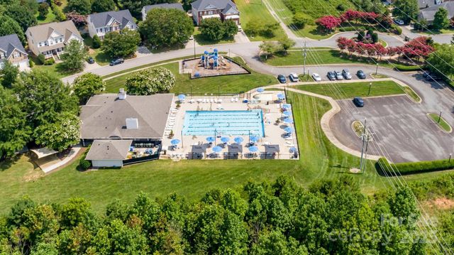 106 Clarendon Street B, Mooresville, NC 28117