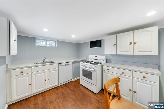 229 Baldwin Avenue, Hasbrouck Heights, NJ 07604