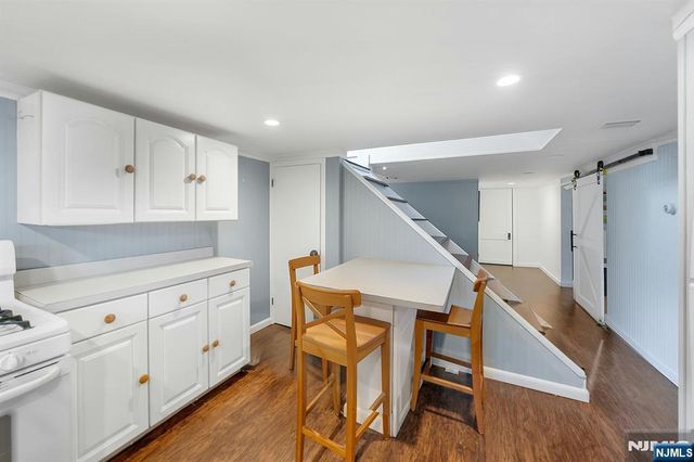 229 Baldwin Avenue, Hasbrouck Heights, NJ 07604