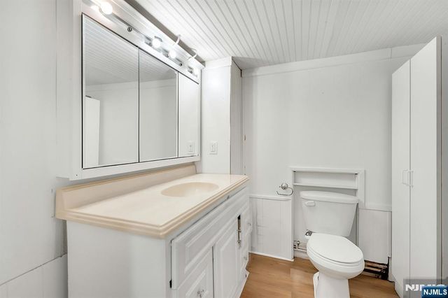 229 Baldwin Avenue, Hasbrouck Heights, NJ 07604