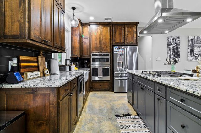 769 Lost Lake, Livingston, TX 77351