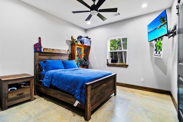 769 Lost Lake, Livingston, TX 77351