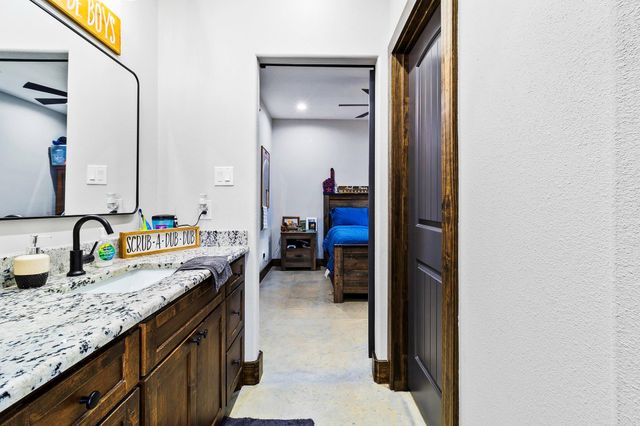 769 Lost Lake, Livingston, TX 77351