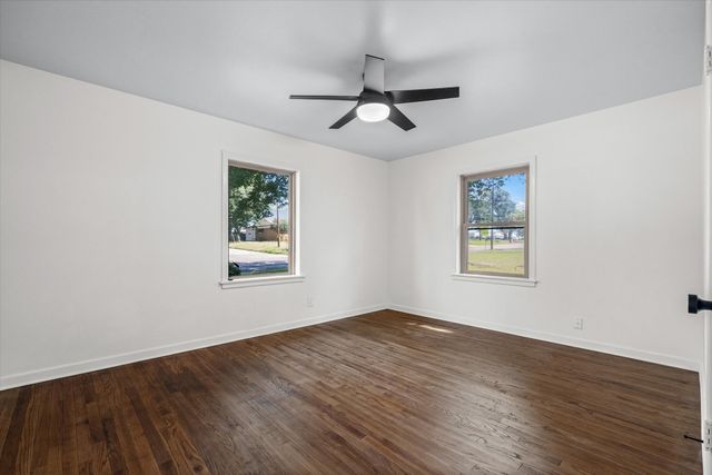 252 E Main Street, Van, TX 75790