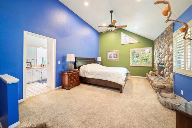 18730 Hatteras 31, Tarzana, CA 91356