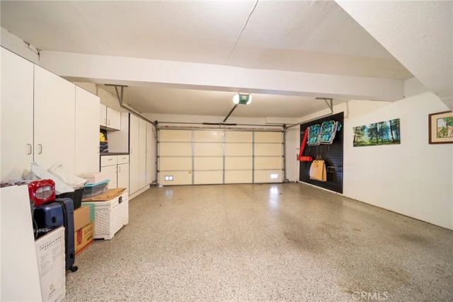 18730 Hatteras 31, Tarzana, CA 91356