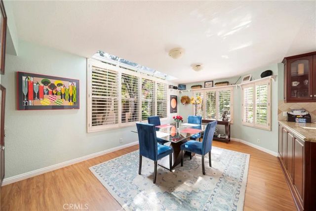 18730 Hatteras 31, Tarzana, CA 91356
