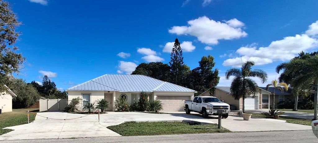 365 NW Hibiscus Street, Port St Lucie, FL 34983