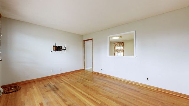 109 Phillips St, Charlotte, TN 37036