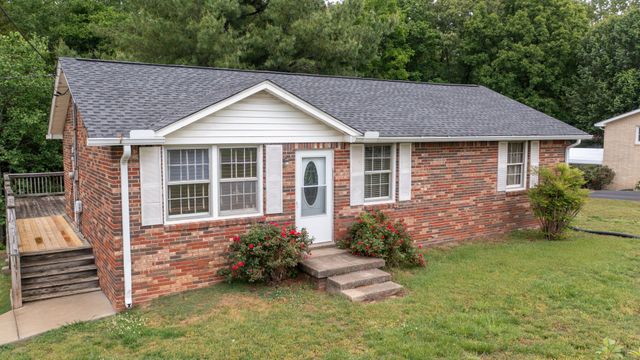 109 Phillips St, Charlotte, TN 37036