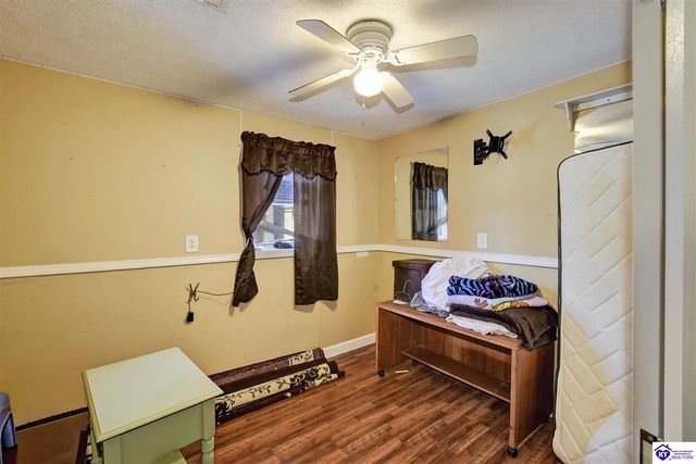 930 Fort Avenue, Vine Grove, KY 40175