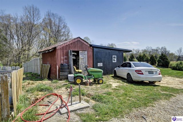 930 Fort Avenue, Vine Grove, KY 40175
