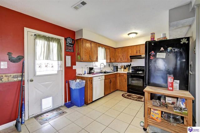 930 Fort Avenue, Vine Grove, KY 40175