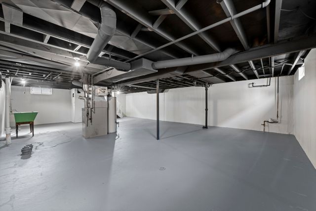 32304 Hazelwood Street, Westland, MI 48186