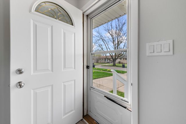 32304 Hazelwood Street, Westland, MI 48186