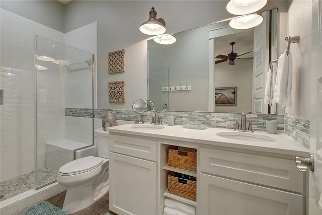 111 Still Water Dr, Port Aransas, TX 78373