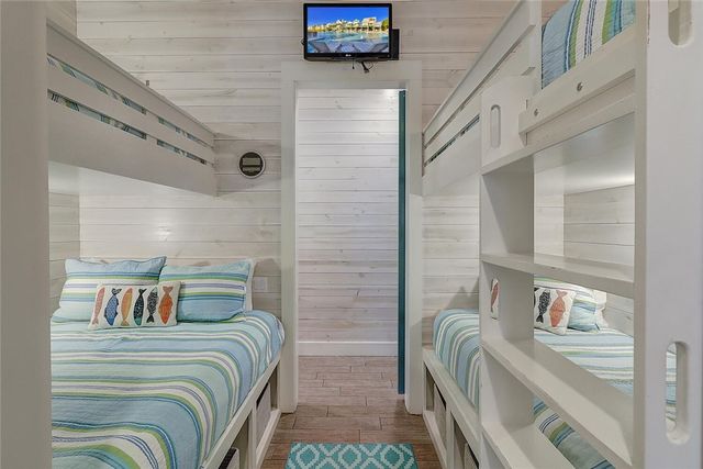 111 Still Water Dr, Port Aransas, TX 78373
