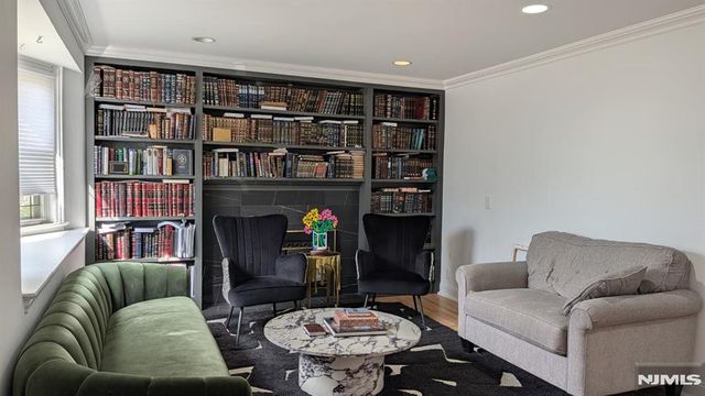 129 Wilbur Road, Bergenfield, NJ 07621