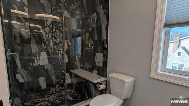 129 Wilbur Road, Bergenfield, NJ 07621