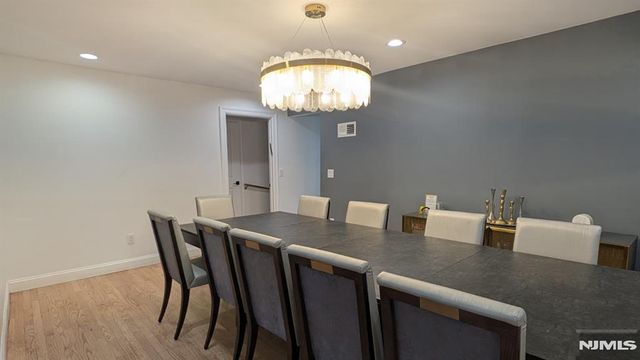 129 Wilbur Road, Bergenfield, NJ 07621