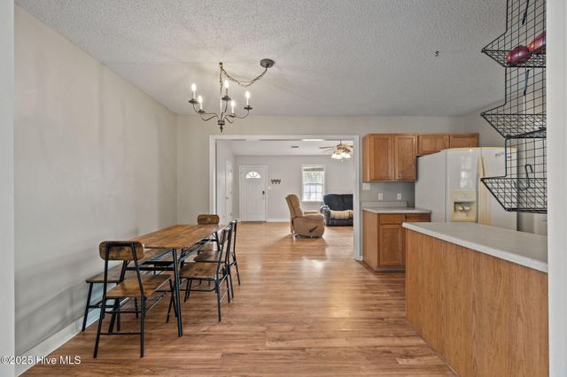 113 Airleigh Place, Richlands, NC 28574