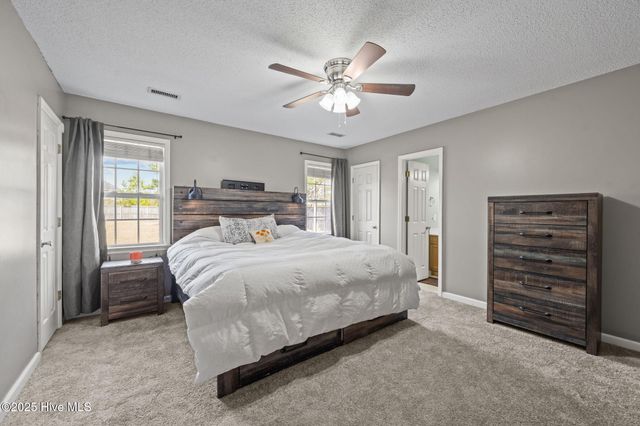 113 Airleigh Place, Richlands, NC 28574