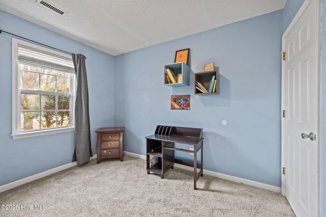 113 Airleigh Place, Richlands, NC 28574