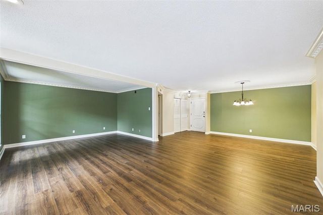 1525 Hampton Hall Drive 22, Chesterfield, MO 63017