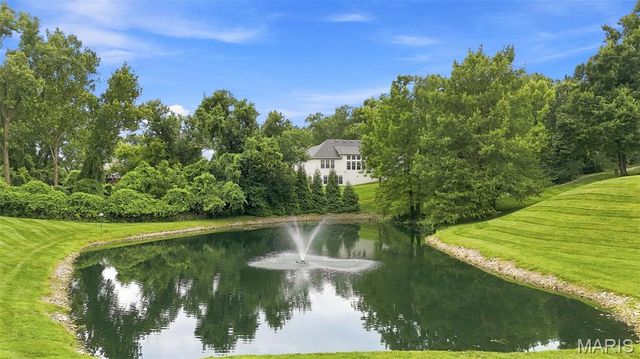 1525 Hampton Hall Drive 22, Chesterfield, MO 63017
