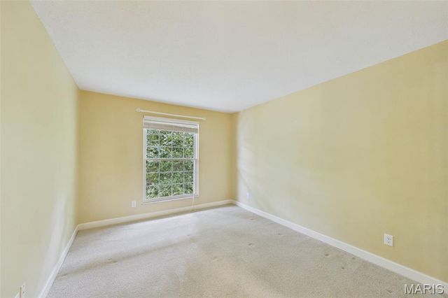 1525 Hampton Hall Drive 22, Chesterfield, MO 63017