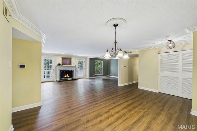 1525 Hampton Hall Drive 22, Chesterfield, MO 63017