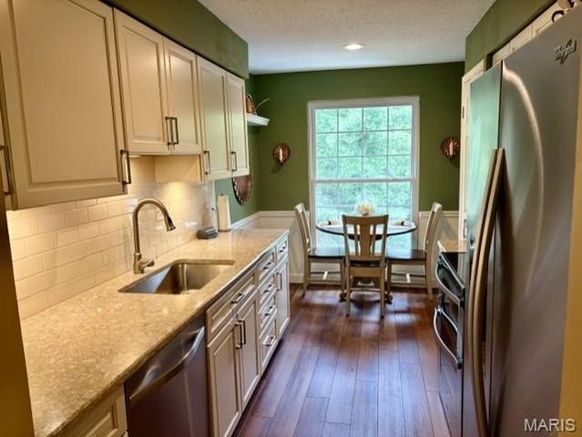 1525 Hampton Hall Drive 22, Chesterfield, MO 63017