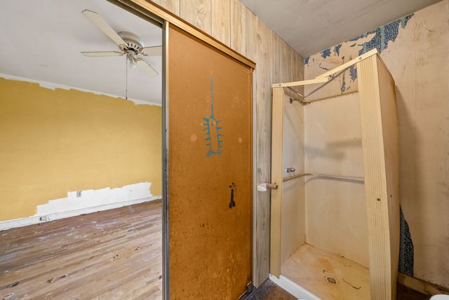 234 Lower Standing Rock Rd, Dover, TN 37058