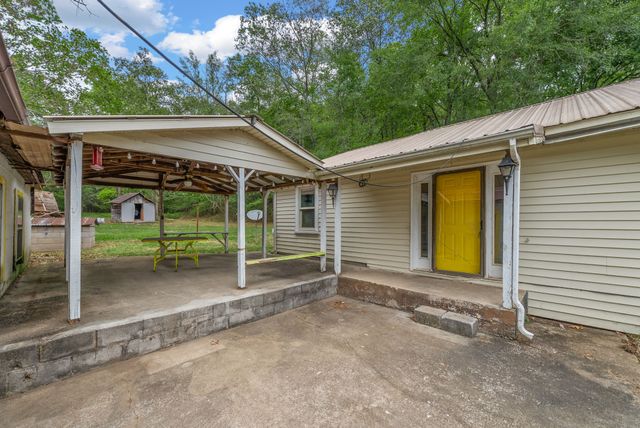 234 Lower Standing Rock Rd, Dover, TN 37058