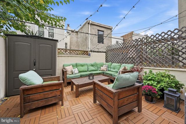 1222 S ALDER ST, Philadelphia, PA 19147