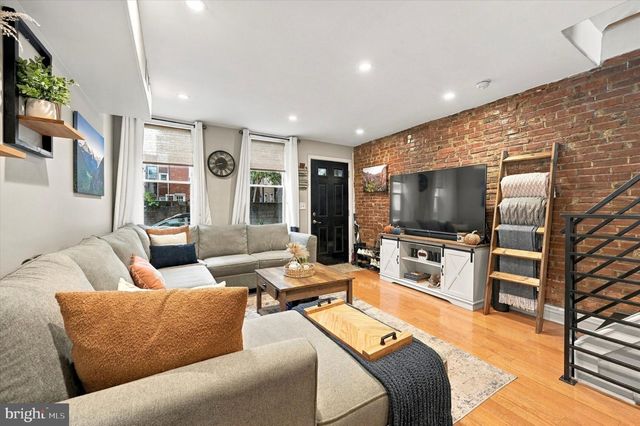 1222 S ALDER ST, Philadelphia, PA 19147