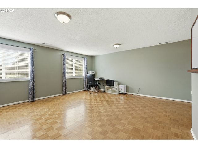 9705 Ne 132ND Ave, Vancouver, WA 98682