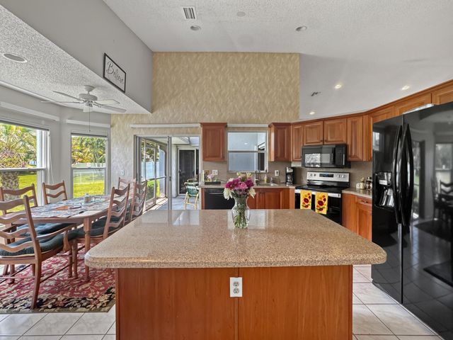 180 NW 47th Avenue, Deerfield Beach, FL 33442