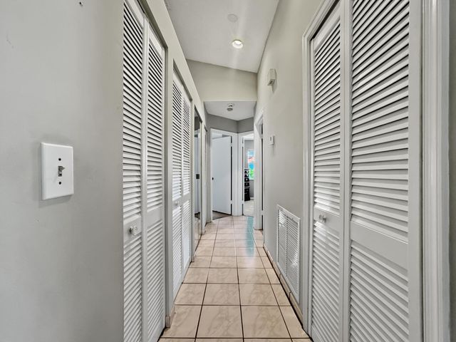 180 NW 47th Avenue, Deerfield Beach, FL 33442