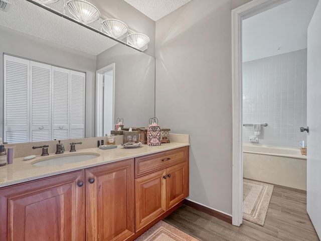 180 NW 47th Avenue, Deerfield Beach, FL 33442